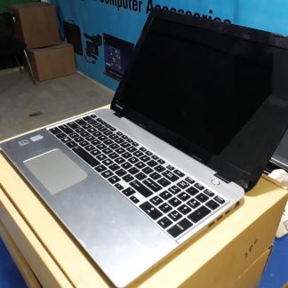 Toshiba Satellite E55 Ultrabook - image 6