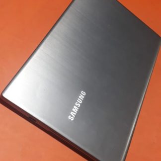 Samsung 700z Core i7 2nd Generation Smart +Dual VGA