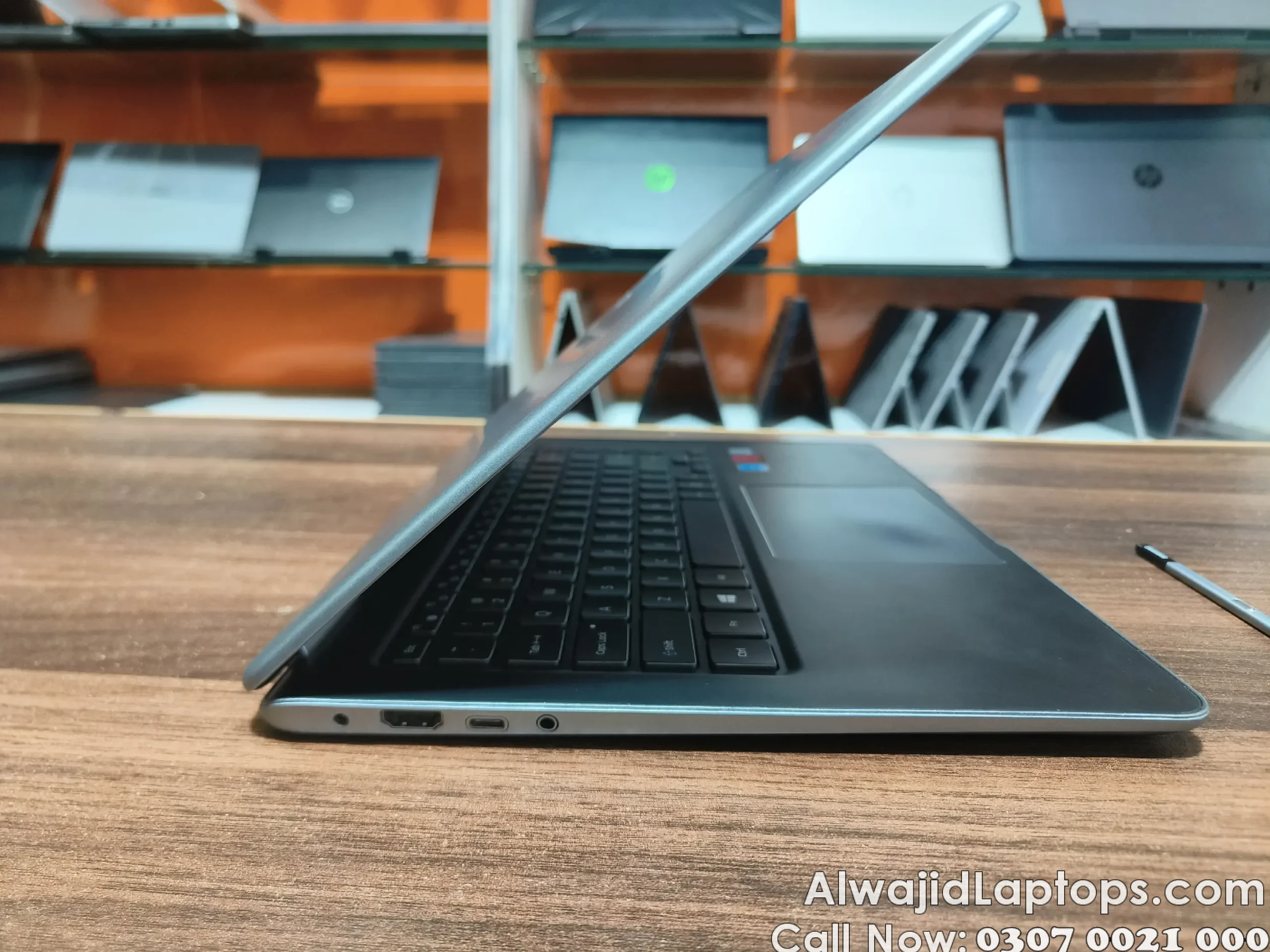 Samsung Notebook 9 Pro 15" (Model: NP940X5N) x360 Convertible - Image 10