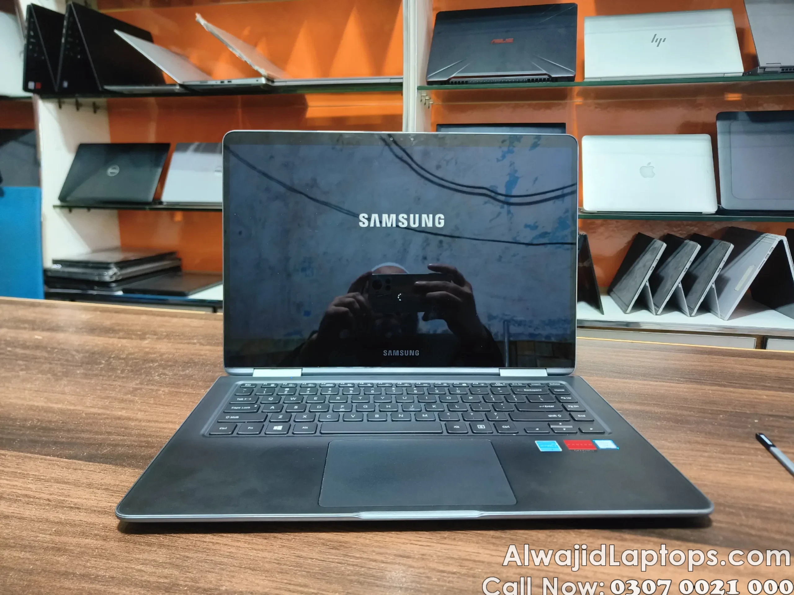 Samsung Notebook 9 Pro 15" (Model: NP940X5N) x360 Convertible - Image 7