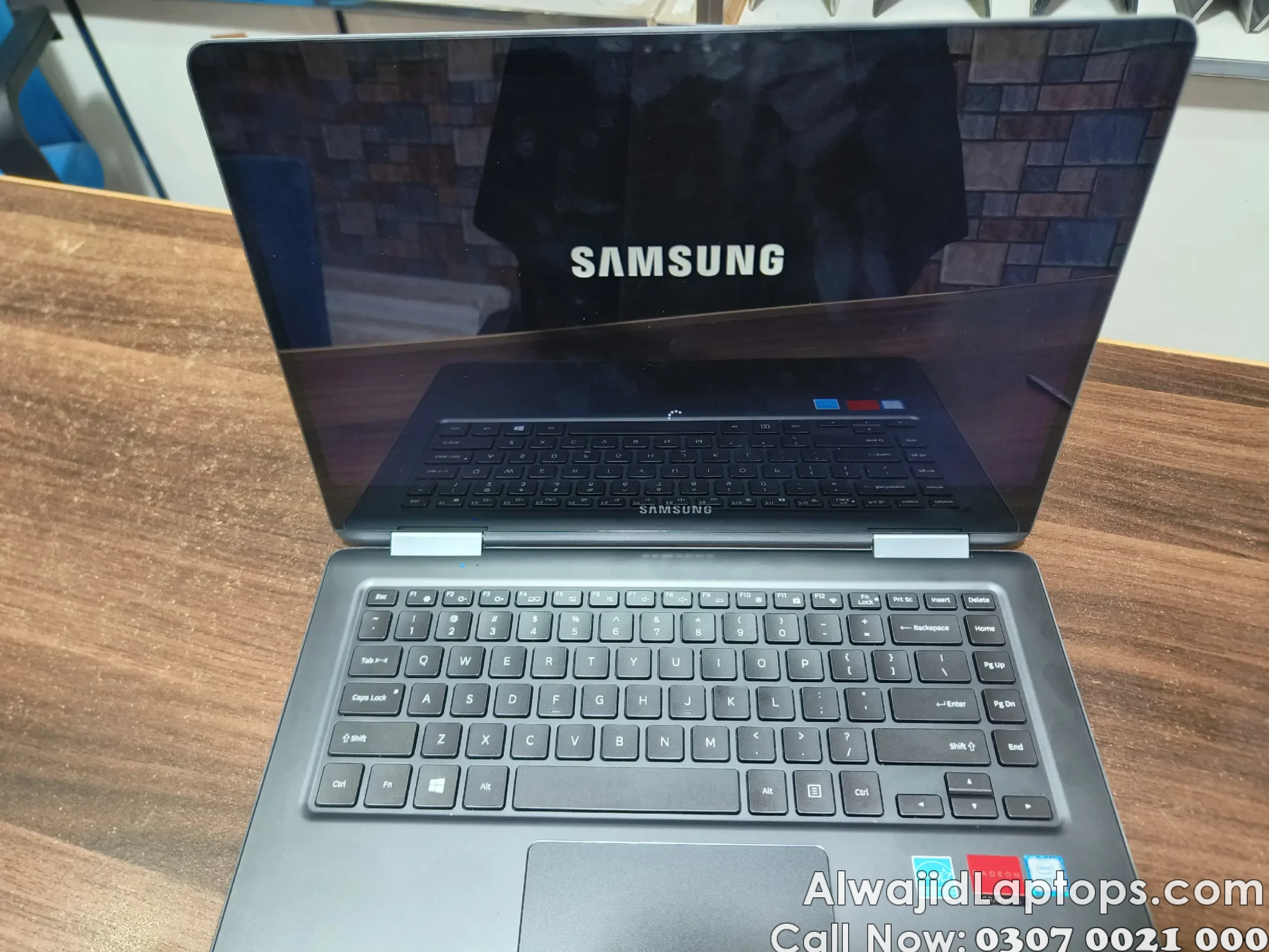 Samsung Notebook 9 Pro 15" (Model: NP940X5N) x360 Convertible - Image 4